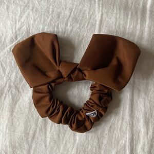 STONEY CLOVER Scrunchie